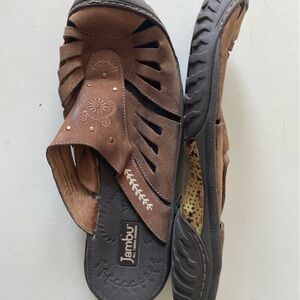 Jambu Brown slip ons